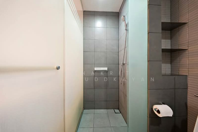 Siamese Ratchakru, Bangkok, 48 Phahonyothin Rd, Samsen Nai, Phaya Thai, Bangkok, 1 Bedroom, 34 sqm, Condo For Rent, by Tanakrit Chotbuddkayan, 500203344 - DDproperty.com