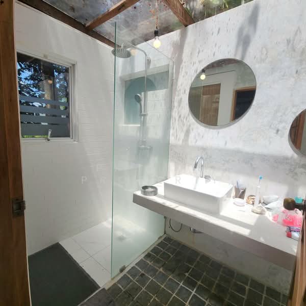 8R0858 Pool villa for rent 4 bedroom 4 bathroom 130,000/month at chalong have fully furnished, Phuket, Chalong, Muang Phuket, Phuket, 4 Bedrooms, 200 sqm, Villa For Rent, by PK LIFE Property, 500203372 - DDproperty.com