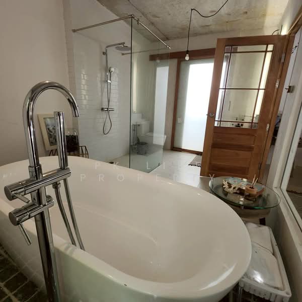 8R0858 Pool villa for rent 4 bedroom 4 bathroom 130,000/month at chalong have fully furnished, Phuket, Chalong, Muang Phuket, Phuket, 4 Bedrooms, 200 sqm, Villa For Rent, by PK LIFE Property, 500203372 - DDproperty.com