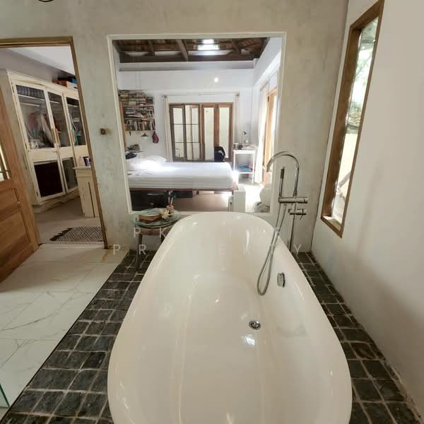 8R0858 Pool villa for rent 4 bedroom 4 bathroom 150,000/month at chalong have fully furnished, Phuket, Chalong, Muang Phuket, Phuket, 4 Bedrooms, 200 sqm, Villa For Rent, by PK LIFE Property, 500203372 - DDproperty.com