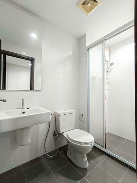 The Base Park East Sukhumvit 77 : เดอะ เบส พาร์ค อีส สุขุมวิท 77, กรุงเทพ, 99 ซอย ปรีดีพนมยงค์ 2, พระโขนงเหนือ, วัฒนา, กรุงเทพ, 30 ตร.ม., คอนโด ขาย, โดย Veera Sawatrangsri, 500203387 - DDproperty.com