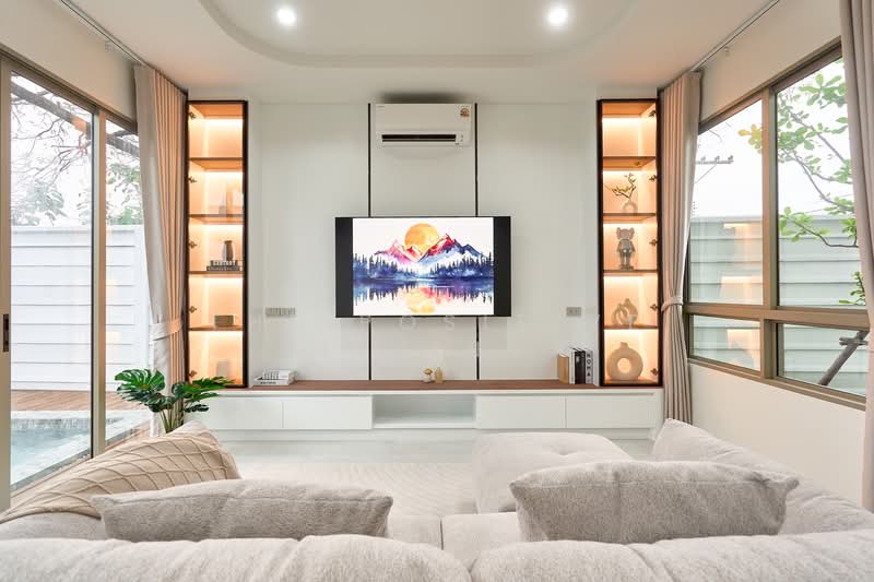 Pool Villa “Nimanarawadee”, Chiang Mai, Mae Hia, Muang Chiang Mai, Chiang Mai, 4 Bedrooms, 250 sqm, Villa For Sale, by The Positive Living, 500203388 - DDproperty.com