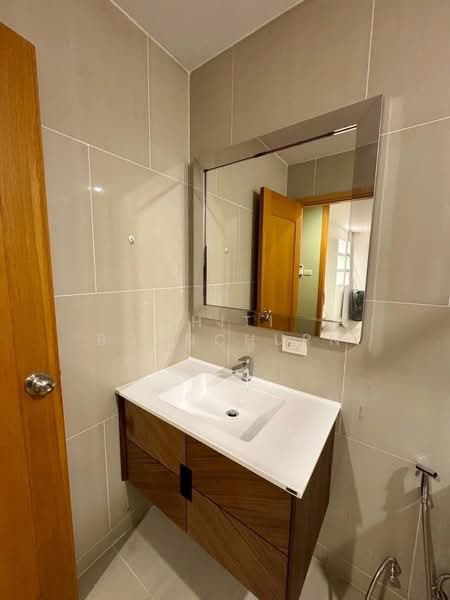 The Empire Place, Bangkok, 88 Narathiwatratchanakharin Road, Thung Maha Mek, Sathon, Bangkok, 2 Bedrooms, 100 sqm, Condo For Rent, by Thiti Boonchurn, 500203401 - DDproperty.com