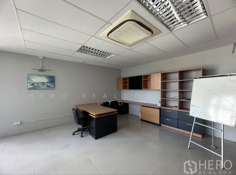 For rent Factory 13000 sqm in Lam Luk Ka Pathum Thani HRE00327, ปทุมธานี, บึงคำพร้อย, ลำลูกกา, ปทุมธานี, 13,000 ตร.ม., โกดัง-โรงงาน ให้เช่า, โดย Hero Realtor Co., Ltd., 500203410 - DDproperty.com