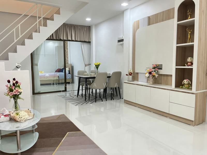 หมู่บ้านฉัตรแก้ว 9 เมืองพัทยา, ชลบุรี, หนองปรือ, บางละมุง, ชลบุรี, 100 ตร.ม., บ้านเดี่ยว ขาย, โดย Pukkawadee Thapmathi, 500203412 - DDproperty.com