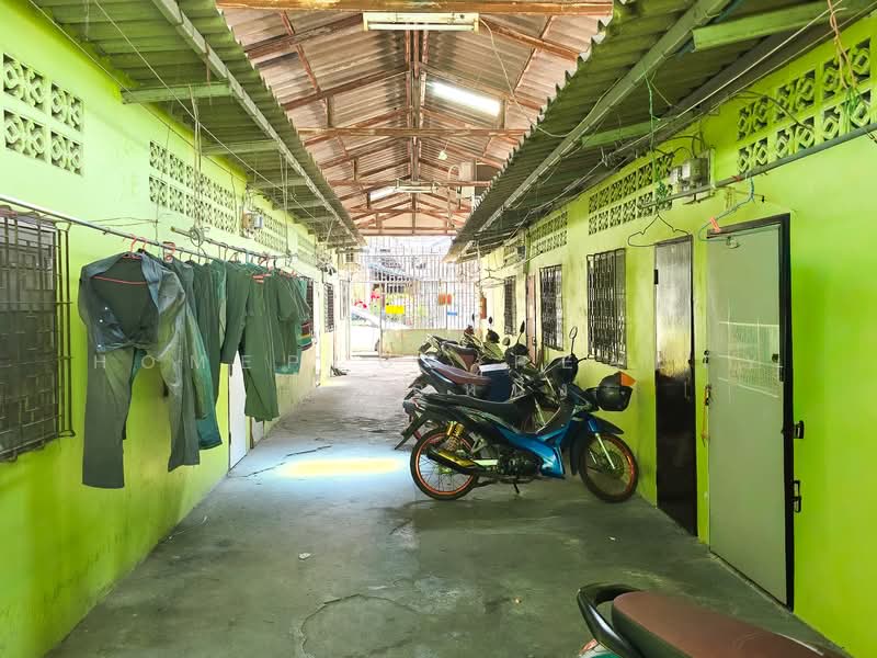 ขายหอพักพร้อมผู้เช่า ซอยคุ้มเกล้า 25, กรุงเทพ, ลำปลาทิว, ลาดกระบัง, กรุงเทพ, 544 ตร.ม., กิจการ ขาย, โดย HOMEPLUS REALTY - คุณหนึ่ง, 500203417 - DDproperty.com