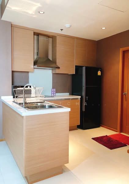 The Emporio Place, Bangkok, 93 Soi Sukhumvit 24, Sukhumvit Road, Khong Tan, Khlong Toei, Bangkok, 1 Bedroom, 65 sqm, Condo For Rent, by Tanapat Jitwatcharakomol, 500203432 - DDproperty.com