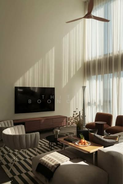 The Lofts Silom, Bangkok, Pramuan Road, Silom, Bang Rak, Bangkok, 2 Bedrooms, 122 sqm, Condo For Rent, by Thiti Boonchurn, 500203452 - DDproperty.com