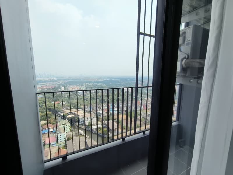 The Livin Phetkasem, Bangkok, 689 Petchkasem Road, Bang Wa, Phasi Charoen, Bangkok, 1 Bedroom, 33 sqm, Condo For Rent, by Agentbkk, 500203499 - DDproperty.com