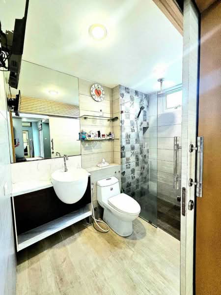 Baan Klang Krung Resort (Ratchada 7), Bangkok, 7 Ratchadaphisek Road, Din Daeng, Din Daeng, Bangkok, 1 Bedroom, 47 sqm, Condo For Rent, by ERA Holding (Thailand) Co., Ltd., 500203511 - DDproperty.com