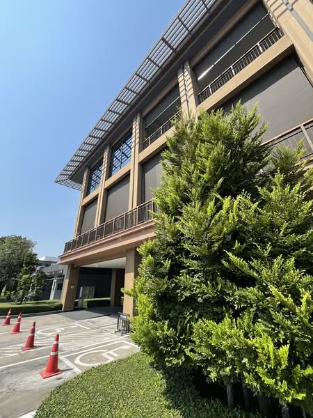 ให้เช่าพื้นที่ร้านอาหาร หรือร้านทำผม ชั้นของโครงการในโรงแรม สุวรรณภูมิ, กรุงเทพ, ลาดกระบัง, ลาดกระบัง, กรุงเทพ, 127 ตร.ม., พื้นที่ขายของ ให้เช่า, โดย ชนิจนันท์ มีวงศ์อุโฆษ, 500203563 - DDproperty.com