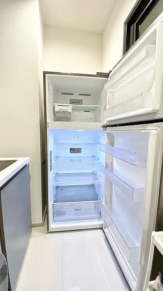 Life Asoke Hype, Bangkok, 339 Chaturathit Rd, Makkasan, Ratchathewi, Bangkok, 2 Bedrooms, 49 sqm, Condo For Rent, by Shinyu Real Estate, 500203571 - DDproperty.com