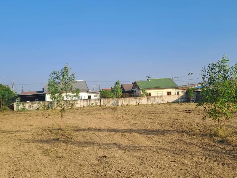 ขาย - คลื่นคนสุพรรณ 99.5 FM สนามไชย อำเภอเมือง สุพรรณบุรี, สุพรรณบุรี