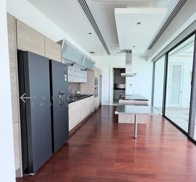 ให้เช่า - Le Raffine Sukhumvit 39 : เลอ รัฟฟิเน่ สุขุมวิท 39, กรุงเทพ