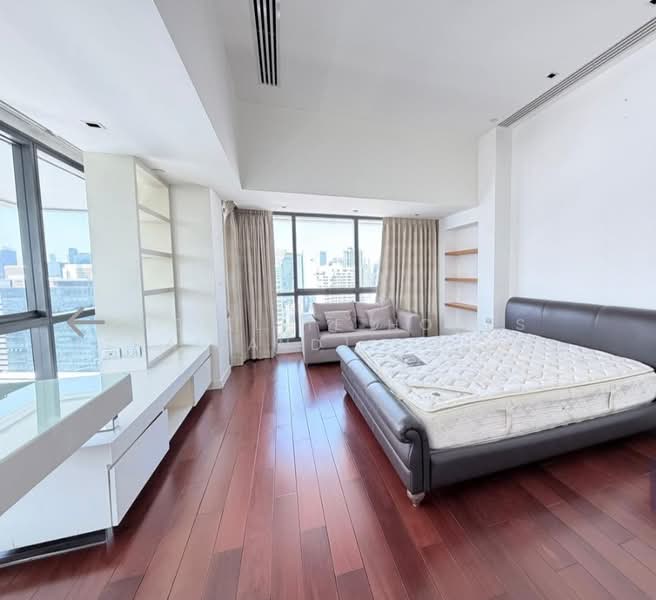 ให้เช่า - Le Raffine Sukhumvit 39 : เลอ รัฟฟิเน่ สุขุมวิท 39, กรุงเทพ