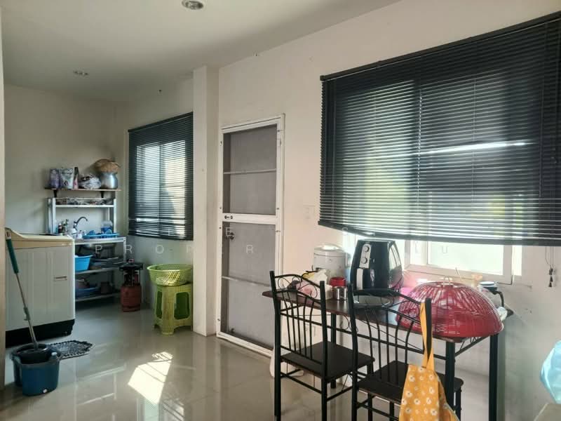 หมู่บ้านสิรารมย์พลัส เวลโกรว์ (Sirarom Plus Wellgrow), Chachoengsao, Bang Samak, Bang Pakong, Chachoengsao, 3 Bedrooms, 120 sqm, Townhouse For Sale, by The Best Property โบ, 500203589 - DDproperty.com
