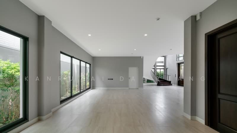 ขาย - Grand Bangkok Boulevard Sukhumvit-Srinakarin : แกรนด์ บางกอก บูเลอวาร์ด สุขุมวิท-ศรีนครินทร์, สมุทรปราการ