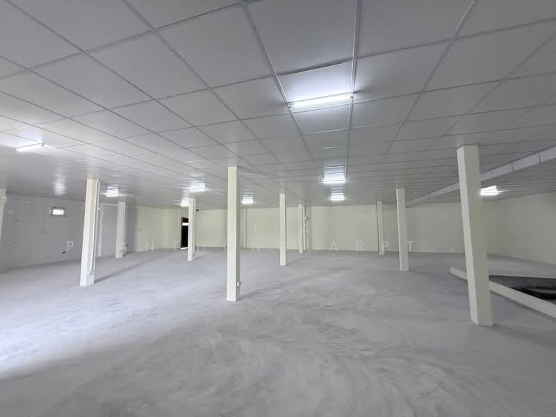 For rent: Home office in Inthamara-Saphan Khwai area. Two houses (detached house and townhouse), Bangkok, Samsen Nai, Phaya Thai, Bangkok, , 1,228 sqm, Office Space For Rent, by Tida phanthonglarptawee, 500203655 - DDproperty.com