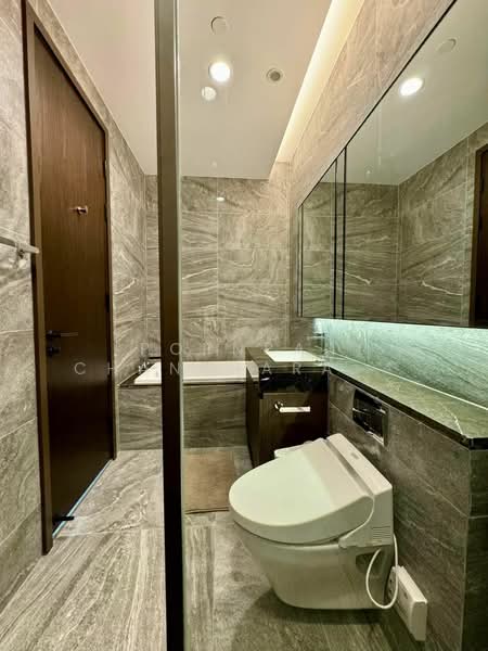 The Esse Sukhumvit 36, Bangkok, Soi Sukhumvit 36, Sukhumvit Road, Phra Kanong, Khlong Toei, Bangkok, 2 Bedrooms, 77 sqm, Condo For Rent, by Pornpan Chantharakasemchai, 500203672 - DDproperty.com