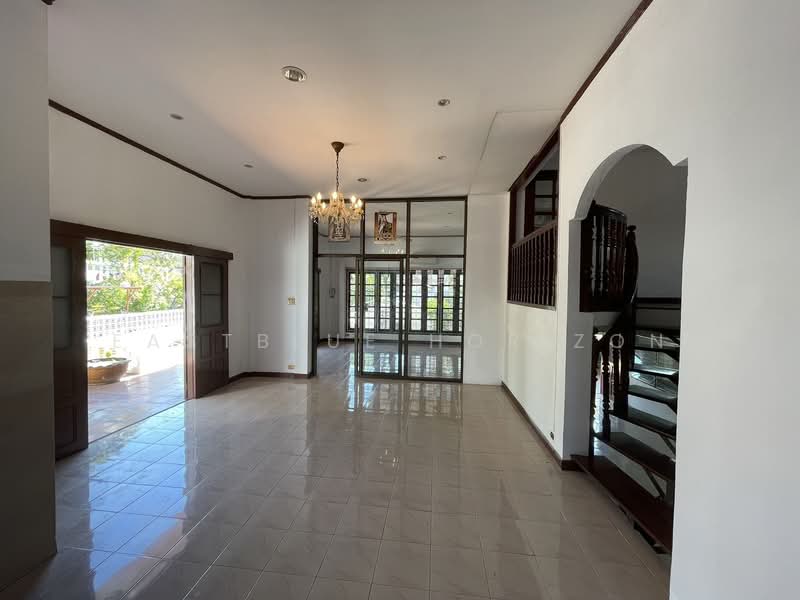 House Area Ramintra, Bangkok, Tha Rang, Bang Khen, Bangkok, 5 Bedrooms, 288 sqm, Single Detached House For Sale, by Eastblue Horizon, 500203687 - DDproperty.com