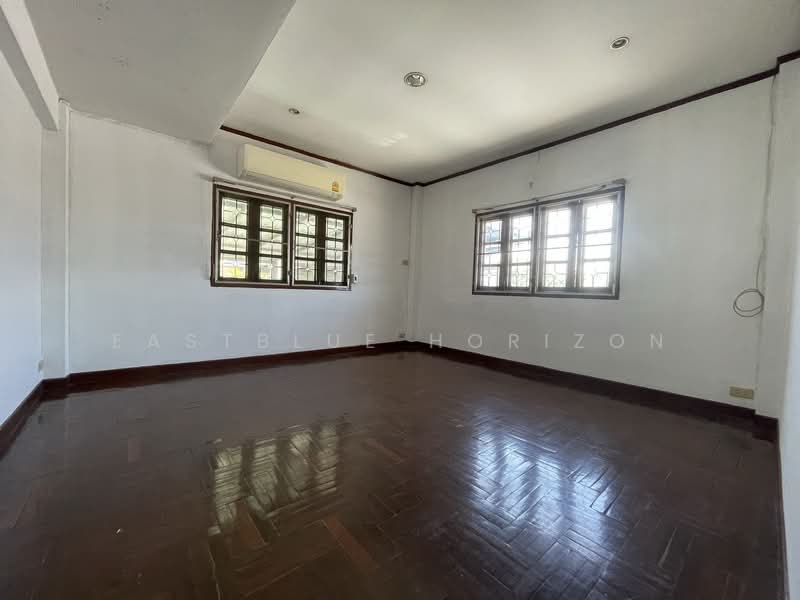 House Area Ramintra, Bangkok, Tha Rang, Bang Khen, Bangkok, 5 Bedrooms, 288 sqm, Single Detached House For Sale, by Eastblue Horizon, 500203687 - DDproperty.com
