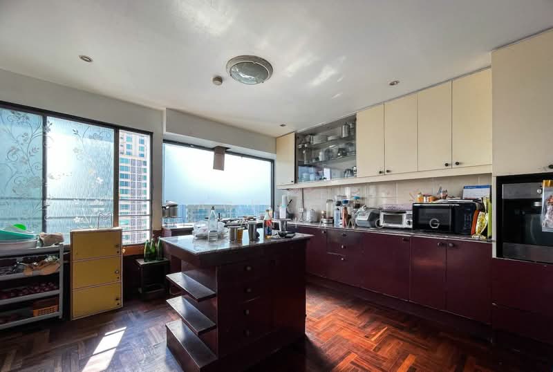 Liberty Park 1, Bangkok, 170 Soi Sukhumvit 23, Khlongtoei Nua, Watthana, Bangkok, 3 Bedrooms, 240 sqm, Condo For Rent, by Achaya Nithipanyawong, 500203723 - DDproperty.com