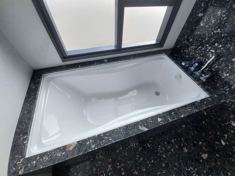 BEATNIQ Sukhumvit 32, Bangkok, Soi Sukhumvit 32, Sukhumvit Road, Khong Tan, Khlong Toei, Bangkok, 2 Bedrooms, 80 sqm, Condo For Rent, by Eric Fu, 500203742 - DDproperty.com