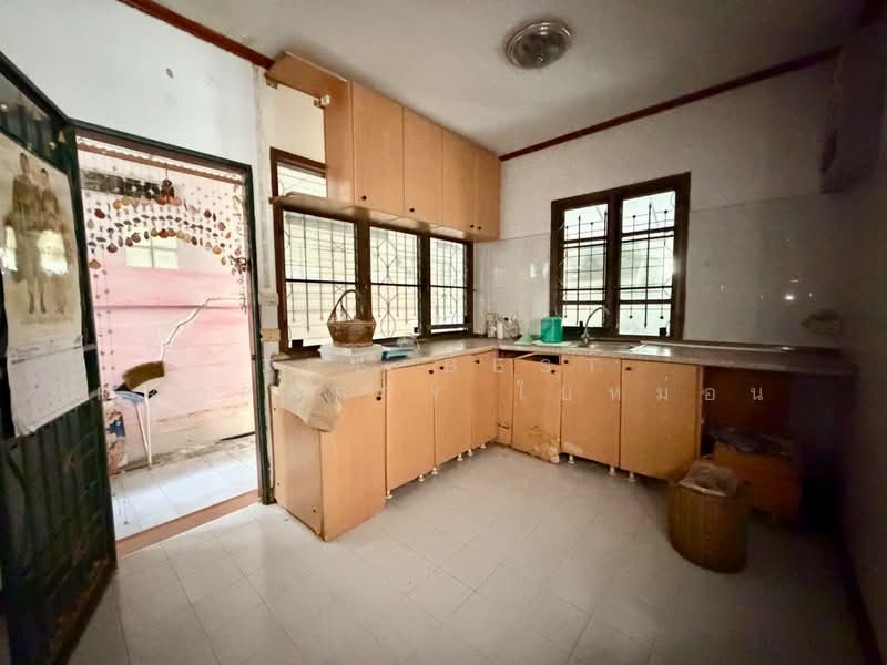 บุศรินทร์ สายไหม, Bangkok, Sai Mai, Sai Mai, Bangkok, 3 Bedrooms, 100 sqm, Townhouse For Sale, by The Best Property ใบหม่อน, 500203746 - DDproperty.com