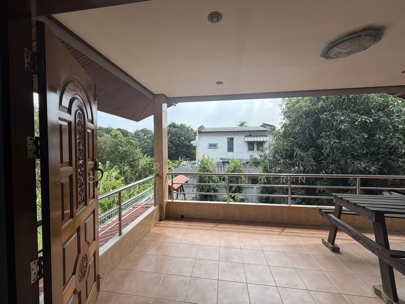 Single House Sukhumvit 101/1, Bangkok, ถนน สุขุมวิท 101/1, Bang Chak, Phra Khanong, Bangkok, 2 Bedrooms, 300 sqm, Single Detached House For Sale, by Sirikamol Choonpicharn, 500203770 - DDproperty.com