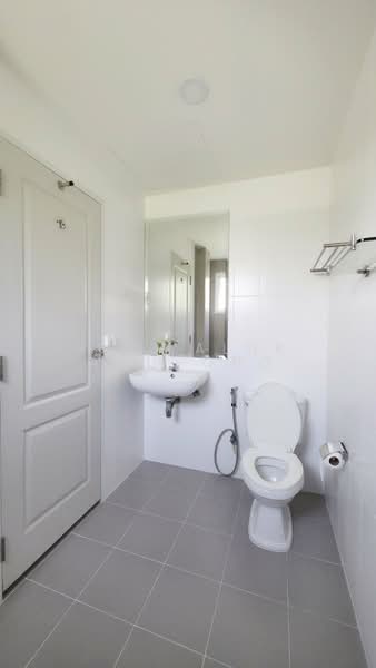 Centro Rama 9-Motorway, Bangkok, Rural Development 3 Road, Khlong Song Ton Nun, Lat Krabang, Bangkok, 4 Bedrooms, 164 sqm, Single Detached House For Sale, by Saowaluk Anupong, 500203785 - DDproperty.com