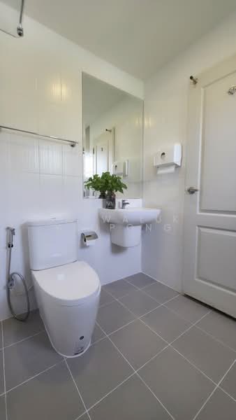 Centro Rama 9-Motorway, Bangkok, Rural Development 3 Road, Khlong Song Ton Nun, Lat Krabang, Bangkok, 4 Bedrooms, 164 sqm, Single Detached House For Sale, by Saowaluk Anupong, 500203785 - DDproperty.com