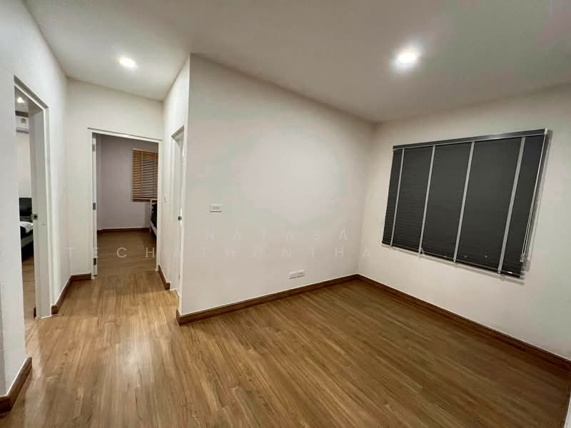 Centro Bangna-Wongwean, Bangkok, Kanchanaphisek Road, Dok Mai, Prawet, Bangkok, 4 Bedrooms, 200 sqm, Single Detached House For Rent, by Natasa Techathonthanakhun, 500203797 - DDproperty.com