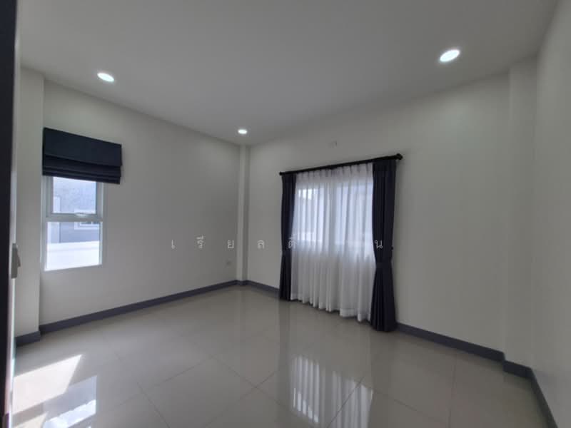 บ้านใหม่ จองแค่ 10% ได้บ้านพร้อมอยู่ + จัดสวนให้ครบ!, Chiang Mai, Don Kaew, Saraphi, Chiang Mai, 3 Bedrooms, 140 sqm, Single Detached House For Sale, by เรียลตี้ วัน, 500203835 - DDproperty.com