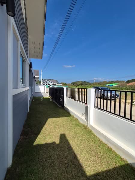 บ้านใหม่ จองแค่ 10% ได้บ้านพร้อมอยู่ + จัดสวนให้ครบ!, Chiang Mai, Don Kaew, Saraphi, Chiang Mai, 3 Bedrooms, 140 sqm, Single Detached House For Sale, by เรียลตี้ วัน, 500203835 - DDproperty.com