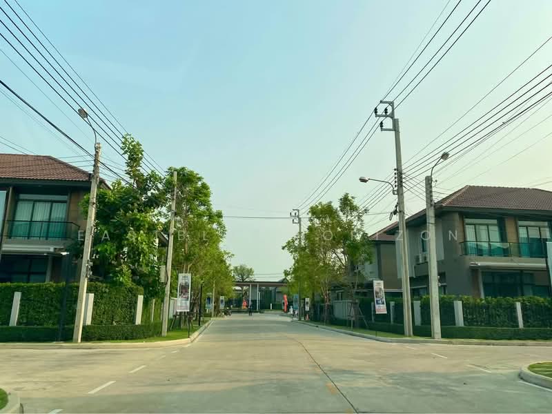 Venue Rama 9, Bangkok, Kanchanaphisek Road, Saphan Sung, Saphan Sung, Bangkok, 3 Bedrooms, 163 sqm, Single Detached House For Sale, by Eastblue Horizon, 500203838 - DDproperty.com