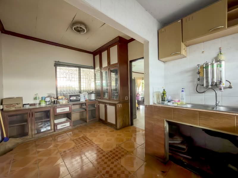 บ้านเดี่ยว 2 ชั้น หมู่บ้าน บางหลวง ปทุมธานี, Pathum Thani, Ban Zhang, Muang Pathum Thani, Pathum Thani, 3 Bedrooms, 150 sqm, Single Detached House For Sale, by บริษัท เอชแอล แอสเซท จำกัด, 500203854 - DDproperty.com