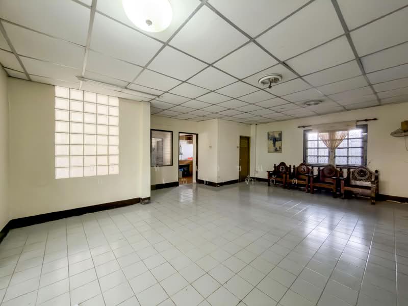 บ้านเดี่ยว 2 ชั้น หมู่บ้าน บางหลวง ปทุมธานี, Pathum Thani, Ban Zhang, Muang Pathum Thani, Pathum Thani, 3 Bedrooms, 150 sqm, Single Detached House For Sale, by บริษัท เอชแอล แอสเซท จำกัด, 500203854 - DDproperty.com