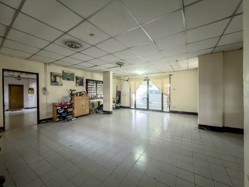 บ้านเดี่ยว 2 ชั้น หมู่บ้าน บางหลวง ปทุมธานี, Pathum Thani, Ban Zhang, Muang Pathum Thani, Pathum Thani, 3 Bedrooms, 150 sqm, Single Detached House For Sale, by บริษัท เอชแอล แอสเซท จำกัด, 500203854 - DDproperty.com