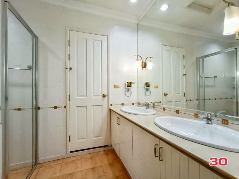 Narasiri Sathorn-Wongwaen, Bangkok, Soi Narasiri Sathorn - Wongwaen, Lak Song, Bang Khae, Bangkok, 4 Bedrooms, 420 sqm, Single Detached House For Sale, by Eastblue Horizon, 500203866 - DDproperty.com