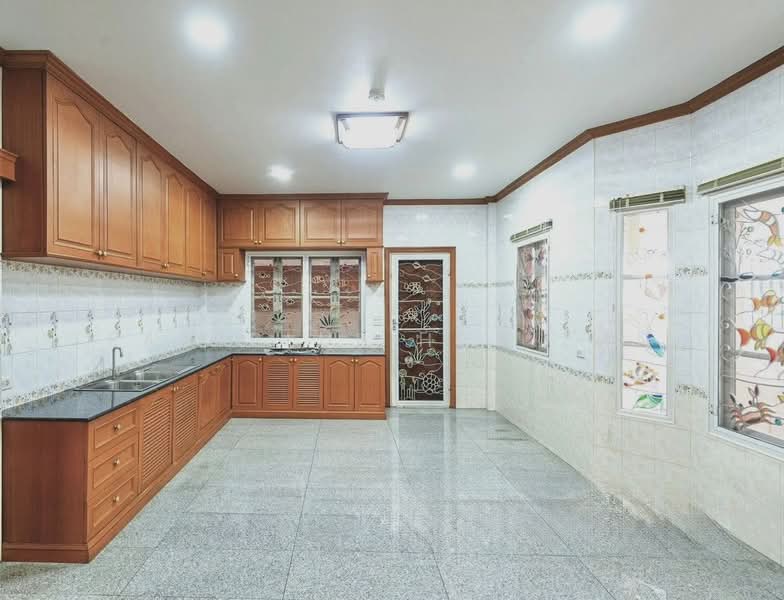 Manthana Phraya Suren : มัณฑนา พระยาสุเรนทร์, กรุงเทพ, ซอย พระยาสุเรนทร์ 26, บางชัน, คลองสามวา, กรุงเทพ, 1,000 ตร.ม., บ้านเดี่ยว ขาย, โดย Eastblue Horizon, 500203883 - DDproperty.com