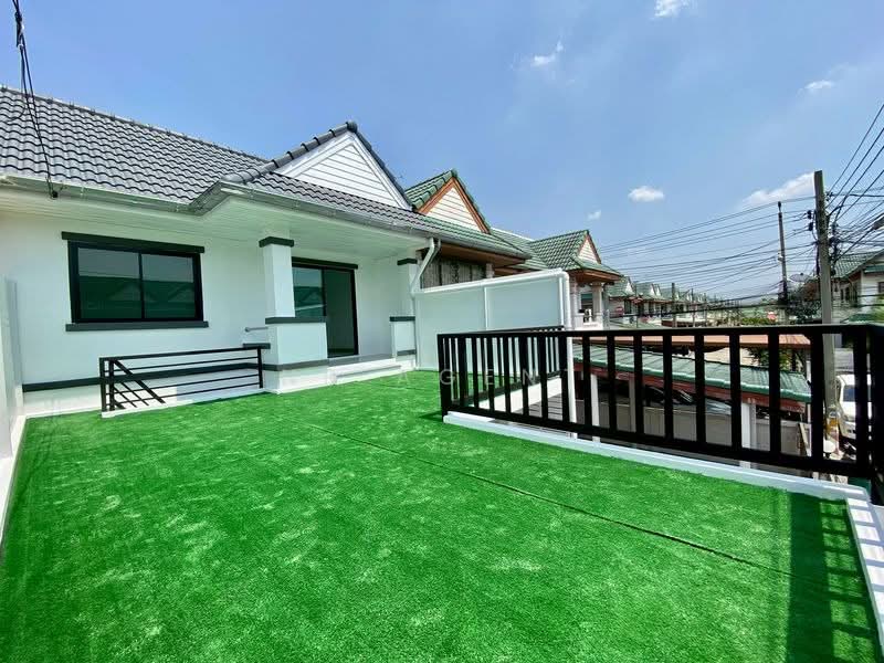 Baan Hong Prayun 3 Bang Bua Thong, Nonthaburi, Bang Rak Pattana, Bang Bua Thong, Nonthaburi, 4 Bedrooms, 98 sqm, Townhouse For Sale, by NR AGENT, 500204011 - DDproperty.com