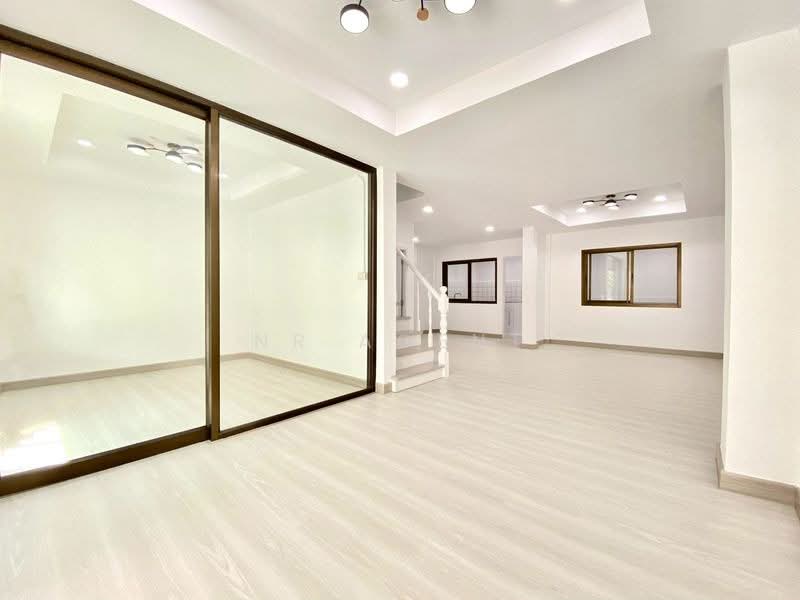 Baan Hong Prayun 3 Bang Bua Thong : บ้านหงส์ประยูร 3 บางบัวทอง, นนทบุรี, บางรักพัฒนา, บางบัวทอง, นนทบุรี, 98 ตร.ม., ทาวน์เฮ้าส์ ขาย, โดย NR AGENT, 500204011 - DDproperty.com