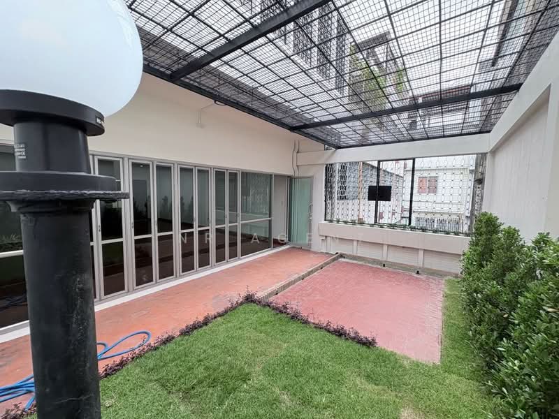 ทาวน์เฮาส์ ย่านสยาม บรรทัดทอง 7 ชั้น, Bangkok, Rong Muang, Pathum Wan, Bangkok, 5 Bedrooms, 1,000 sqm, Townhouse For Sale, by NR AGENT, 500204024 - DDproperty.com