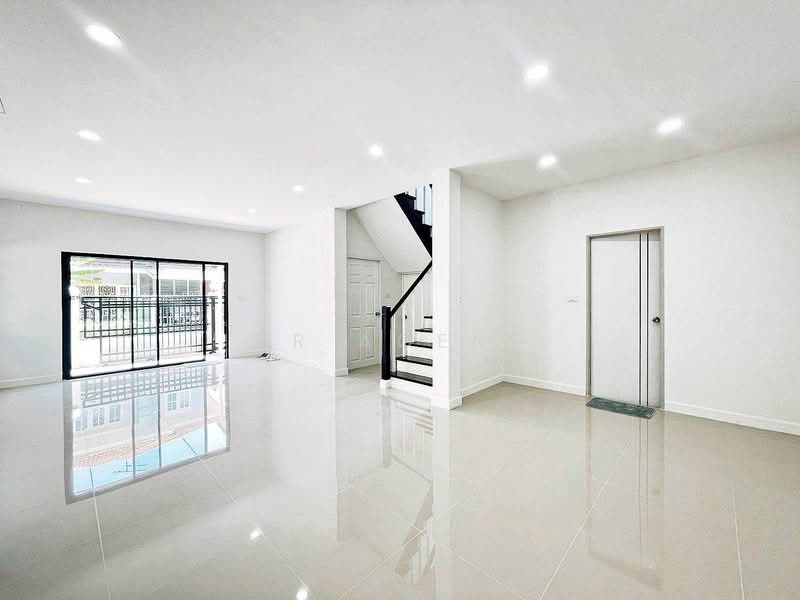 ขาย - บ้านบุรีรมย์ วงแหวนฯ - ปิ่นเกล้า, นนทบุรี