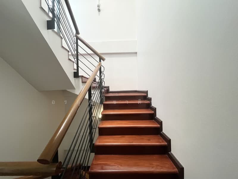 The Noble Ekkamai 22, Bangkok, ปรีดีพนมยงค์ 42, Khlong Tan Nua, Watthana, Bangkok, 4 Bedrooms, 600 sqm, Single Detached House For Rent, by อรนุช ชาติทอง, 500204150 - DDproperty.com