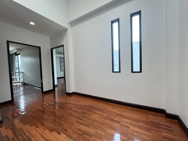 The Noble Ekkamai 22, Bangkok, ปรีดีพนมยงค์ 42, Khlong Tan Nua, Watthana, Bangkok, 4 Bedrooms, 600 sqm, Single Detached House For Rent, by อรนุช ชาติทอง, 500204150 - DDproperty.com