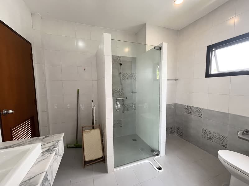 The Noble Ekkamai 22, Bangkok, ปรีดีพนมยงค์ 42, Khlong Tan Nua, Watthana, Bangkok, 4 Bedrooms, 600 sqm, Single Detached House For Rent, by อรนุช ชาติทอง, 500204150 - DDproperty.com