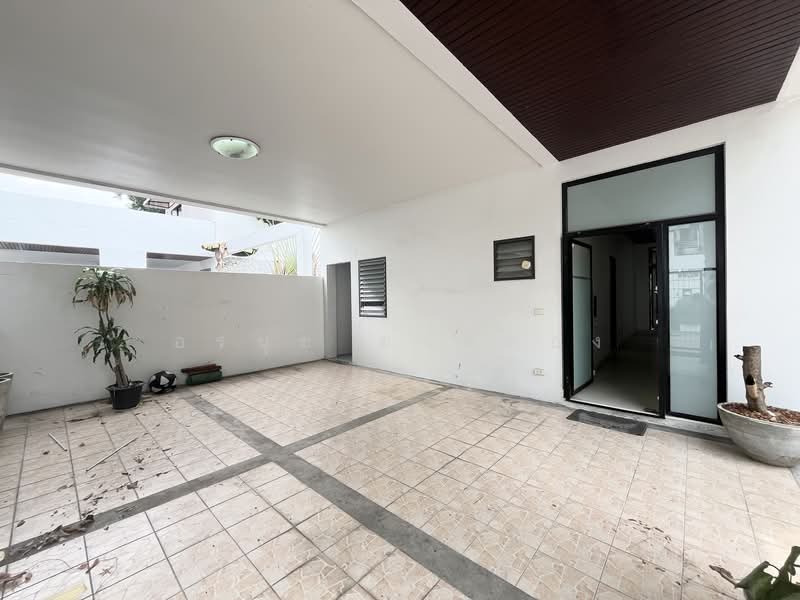 The Noble Ekkamai 22, Bangkok, ปรีดีพนมยงค์ 42, Khlong Tan Nua, Watthana, Bangkok, 4 Bedrooms, 600 sqm, Single Detached House For Rent, by อรนุช ชาติทอง, 500204150 - DDproperty.com