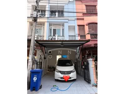 ขาย - Prinyaluck Ekachai-Bangbon : ปริญลักษณ์ เอกชัย-บางบอน, กรุงเทพ