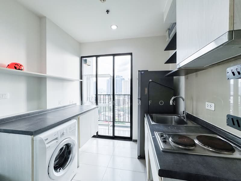 The Base Park West Sukhumvit 77, Bangkok, 11 Soi Sukhumvit 77 Sukhumvit Road, Phra Kanong Nua, Watthana, Bangkok, 2 Bedrooms, 50 sqm, Condo For Rent, by Khun Namfon, 500204167 - DDproperty.com